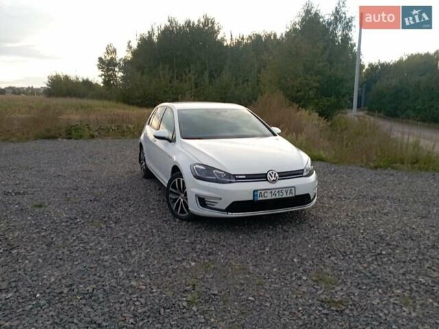Білий Фольксваген e-Golf, об'ємом двигуна 0 л та пробігом 132 тис. км за 13000 $, фото 1 на Automoto.ua