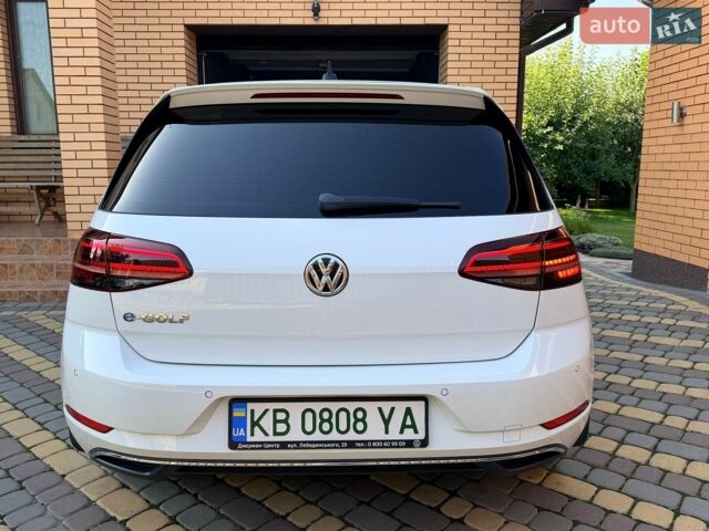 Білий Фольксваген e-Golf, об'ємом двигуна 0 л та пробігом 78 тис. км за 15300 $, фото 1 на Automoto.ua