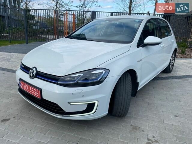 Белый Фольксваген e-Golf, объемом двигателя 0 л и пробегом 157 тыс. км за 13300 $, фото 1 на Automoto.ua