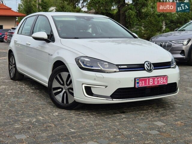 Белый Фольксваген e-Golf, объемом двигателя 0 л и пробегом 105 тыс. км за 12300 $, фото 1 на Automoto.ua