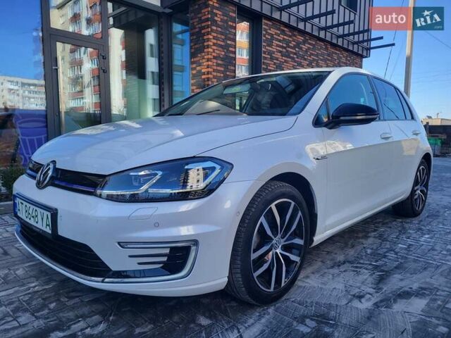 Білий Фольксваген e-Golf, об'ємом двигуна 0 л та пробігом 87 тис. км за 13700 $, фото 1 на Automoto.ua