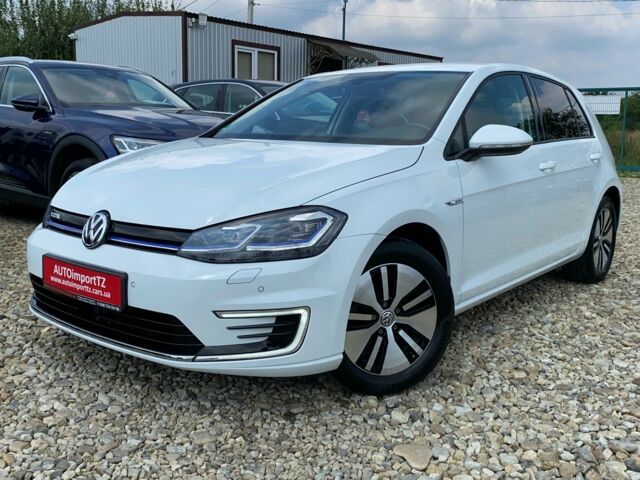 Белый Фольксваген e-Golf, объемом двигателя 0 л и пробегом 47 тыс. км за 13900 $, фото 1 на Automoto.ua
