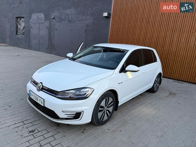 Білий Фольксваген e-Golf, об'ємом двигуна 0 л та пробігом 94 тис. км за 15500 $, фото 1 на Automoto.ua