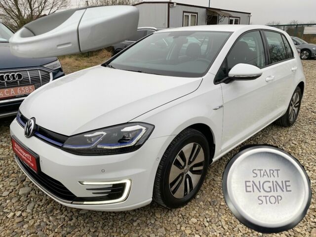 Белый Фольксваген e-Golf, объемом двигателя 0 л и пробегом 67 тыс. км за 13900 $, фото 1 на Automoto.ua