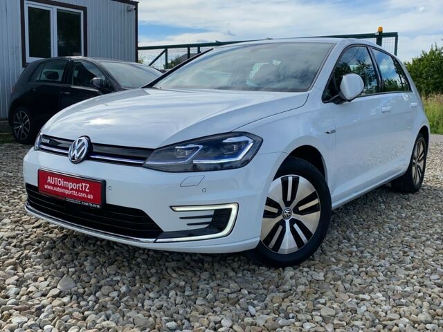 Белый Фольксваген e-Golf, объемом двигателя 0 л и пробегом 26 тыс. км за 14900 $, фото 1 на Automoto.ua