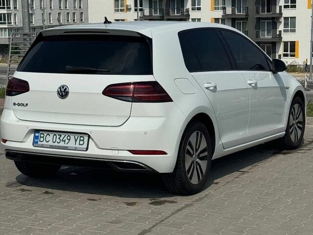 Білий Фольксваген e-Golf, об'ємом двигуна 0 л та пробігом 42 тис. км за 17800 $, фото 1 на Automoto.ua