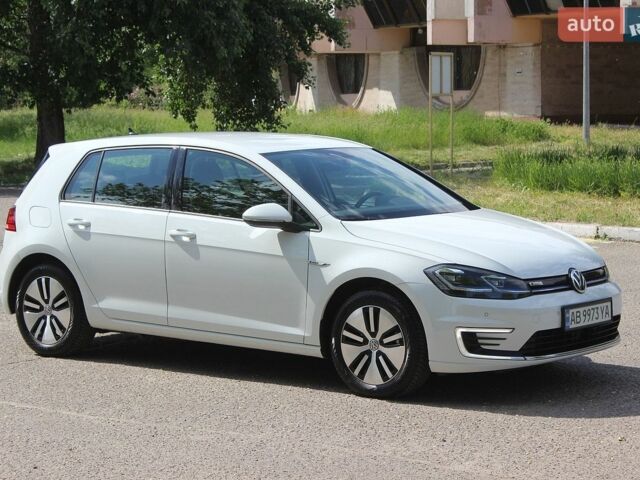 Белый Фольксваген e-Golf, объемом двигателя 0 л и пробегом 70 тыс. км за 14500 $, фото 1 на Automoto.ua