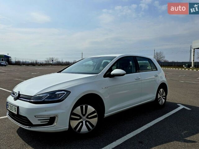 Білий Фольксваген e-Golf, об'ємом двигуна 0 л та пробігом 104 тис. км за 14900 $, фото 1 на Automoto.ua