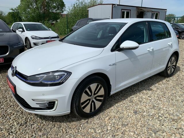 Белый Фольксваген e-Golf, объемом двигателя 0 л и пробегом 17 тыс. км за 15900 $, фото 1 на Automoto.ua