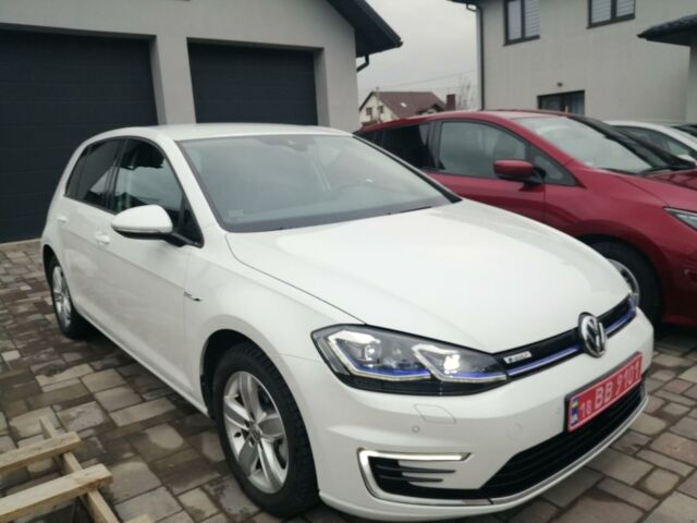 Білий Фольксваген e-Golf, об'ємом двигуна 0 л та пробігом 65 тис. км за 18800 $, фото 1 на Automoto.ua