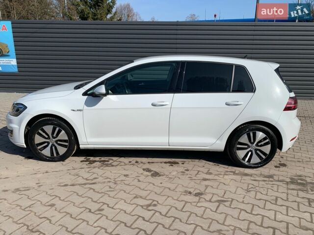 Білий Фольксваген e-Golf, об'ємом двигуна 0 л та пробігом 125 тис. км за 14200 $, фото 1 на Automoto.ua