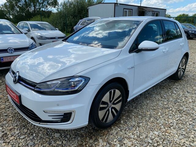 Белый Фольксваген e-Golf, объемом двигателя 0 л и пробегом 18 тыс. км за 15900 $, фото 1 на Automoto.ua