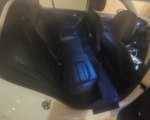 Білий Фольксваген e-Golf, об'ємом двигуна 0 л та пробігом 48 тис. км за 17000 $, фото 1 на Automoto.ua