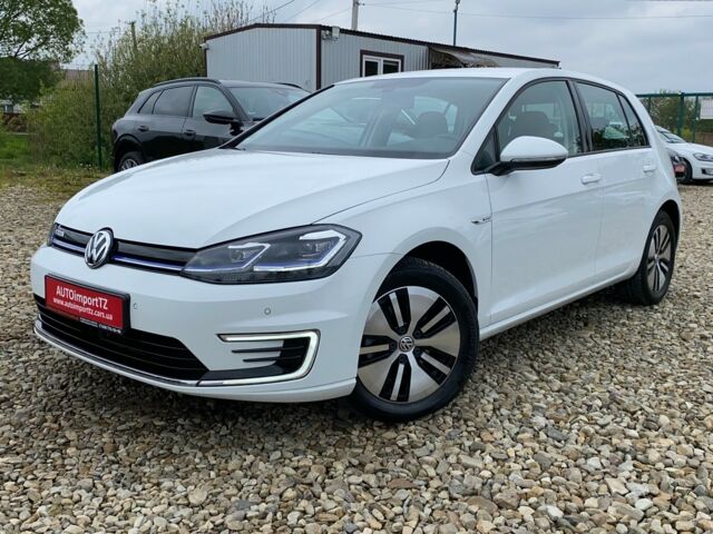 Белый Фольксваген e-Golf, объемом двигателя 0 л и пробегом 28 тыс. км за 14200 $, фото 1 на Automoto.ua