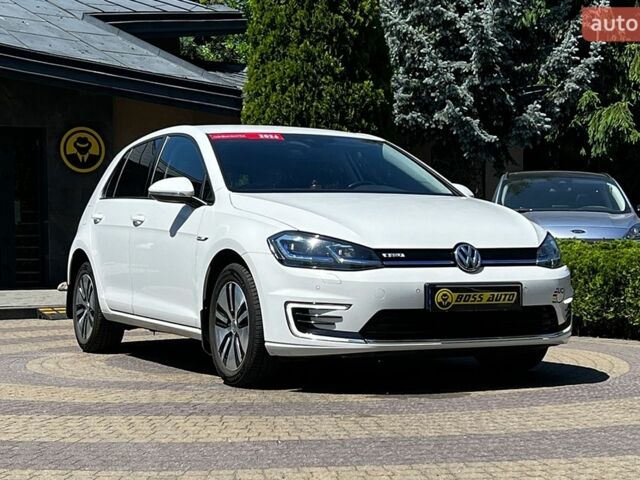 Белый Фольксваген e-Golf, объемом двигателя 0 л и пробегом 66 тыс. км за 14800 $, фото 1 на Automoto.ua