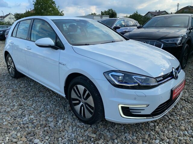 Белый Фольксваген e-Golf, объемом двигателя 0 л и пробегом 20 тыс. км за 14700 $, фото 1 на Automoto.ua