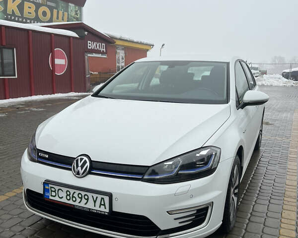 Білий Фольксваген e-Golf, об'ємом двигуна 0 л та пробігом 43 тис. км за 14700 $, фото 1 на Automoto.ua