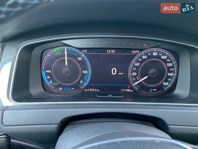 Білий Фольксваген e-Golf, об'ємом двигуна 0 л та пробігом 117 тис. км за 14700 $, фото 1 на Automoto.ua