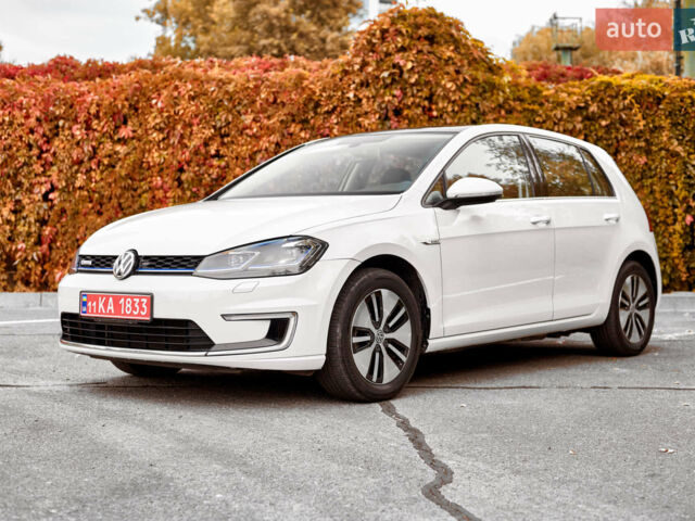 Білий Фольксваген e-Golf, об'ємом двигуна 0 л та пробігом 48 тис. км за 16200 $, фото 1 на Automoto.ua