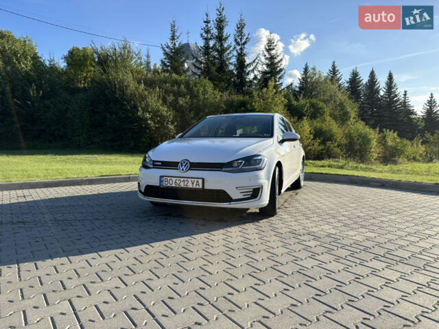 Білий Фольксваген e-Golf, об'ємом двигуна 0 л та пробігом 18 тис. км за 15800 $, фото 1 на Automoto.ua
