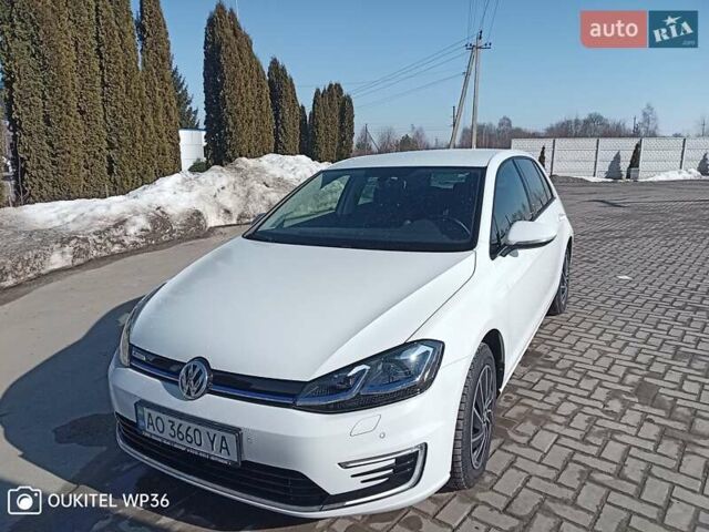 Білий Фольксваген e-Golf, об'ємом двигуна 0 л та пробігом 72 тис. км за 16332 $, фото 1 на Automoto.ua