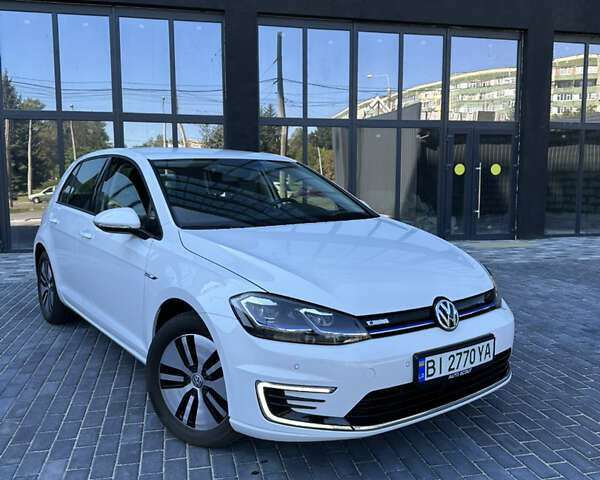 Білий Фольксваген e-Golf, об'ємом двигуна 0 л та пробігом 24 тис. км за 16300 $, фото 1 на Automoto.ua