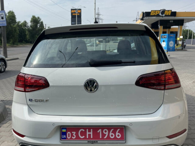 Білий Фольксваген e-Golf, об'ємом двигуна 0 л та пробігом 24 тис. км за 16500 $, фото 1 на Automoto.ua