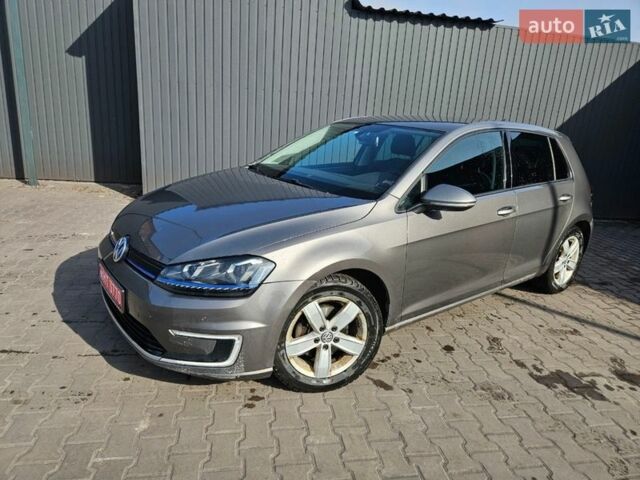 Бежевый Фольксваген e-Golf, объемом двигателя 0 л и пробегом 165 тыс. км за 9800 $, фото 1 на Automoto.ua