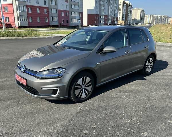 Бежевий Фольксваген e-Golf, об'ємом двигуна 0 л та пробігом 87 тис. км за 13300 $, фото 1 на Automoto.ua