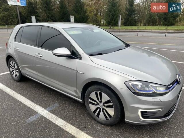 Бежевий Фольксваген e-Golf, об'ємом двигуна 0 л та пробігом 106 тис. км за 14800 $, фото 1 на Automoto.ua