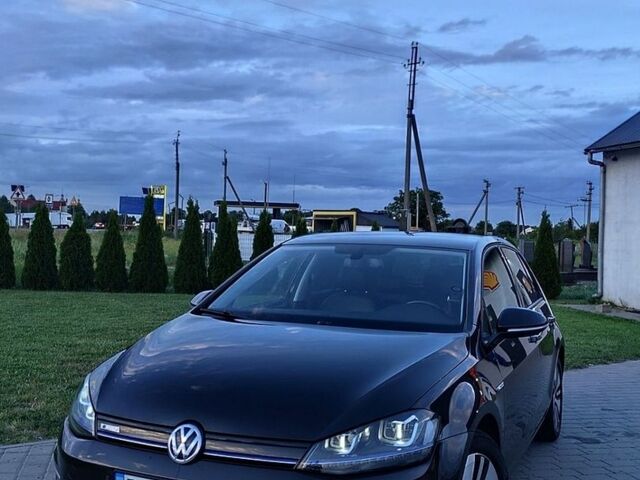 Черный Фольксваген e-Golf, объемом двигателя 0 л и пробегом 160 тыс. км за 8900 $, фото 1 на Automoto.ua