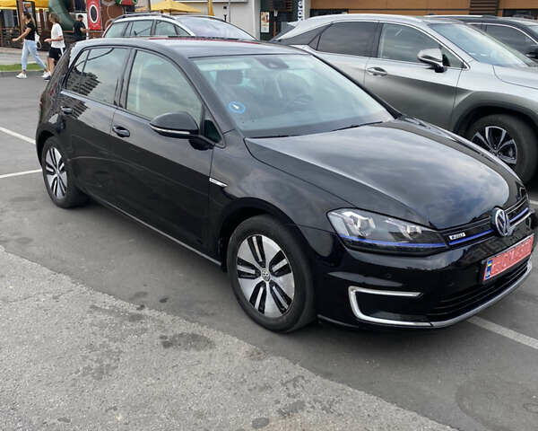 Черный Фольксваген e-Golf, объемом двигателя 0 л и пробегом 134 тыс. км за 9200 $, фото 1 на Automoto.ua