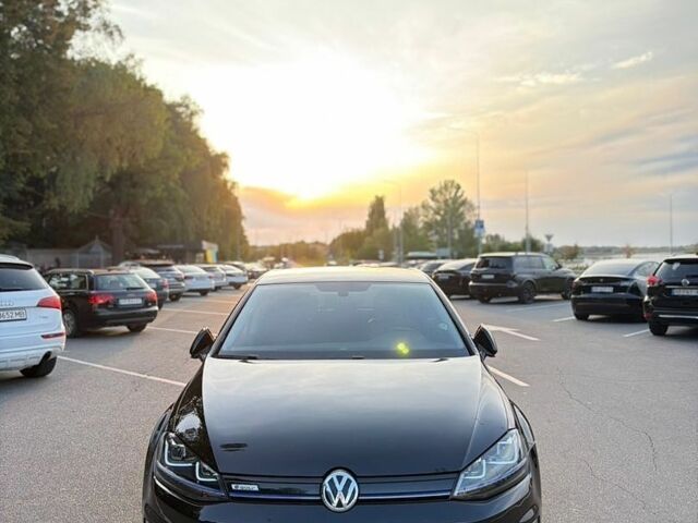 Черный Фольксваген e-Golf, объемом двигателя 0 л и пробегом 130 тыс. км за 8500 $, фото 1 на Automoto.ua