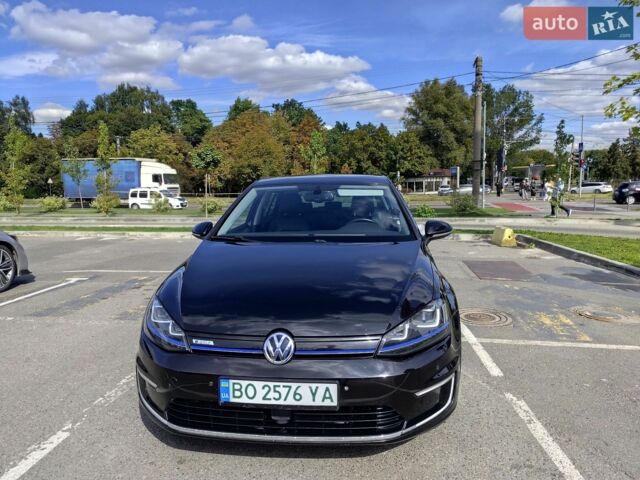 Черный Фольксваген e-Golf, объемом двигателя 0 л и пробегом 160 тыс. км за 8900 $, фото 1 на Automoto.ua