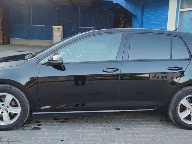Черный Фольксваген e-Golf, объемом двигателя 1.6 л и пробегом 268 тыс. км за 9950 $, фото 1 на Automoto.ua