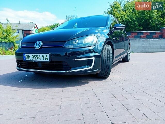 Чорний Фольксваген e-Golf, об'ємом двигуна 0 л та пробігом 123 тис. км за 9350 $, фото 1 на Automoto.ua