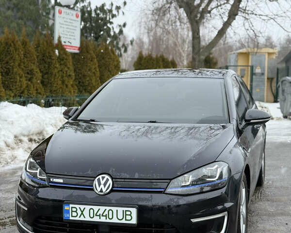 Черный Фольксваген e-Golf, объемом двигателя 0 л и пробегом 171 тыс. км за 8499 $, фото 1 на Automoto.ua