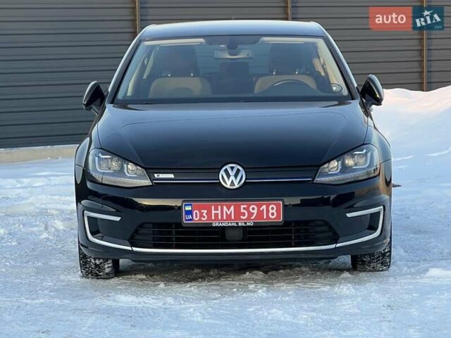 Черный Фольксваген e-Golf, объемом двигателя 0 л и пробегом 118 тыс. км за 7950 $, фото 1 на Automoto.ua