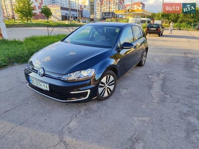 Черный Фольксваген e-Golf, объемом двигателя 0 л и пробегом 97 тыс. км за 9950 $, фото 1 на Automoto.ua