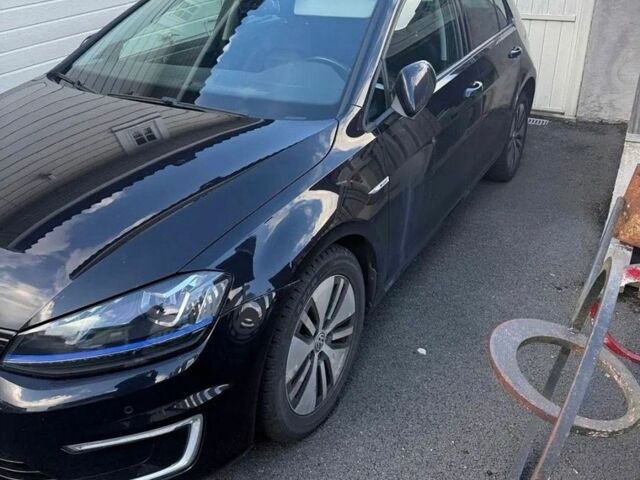 Чорний Фольксваген e-Golf, об'ємом двигуна 0 л та пробігом 123 тис. км за 9550 $, фото 1 на Automoto.ua