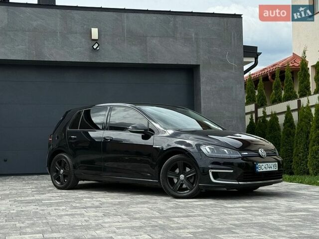 Черный Фольксваген e-Golf, объемом двигателя 0 л и пробегом 134 тыс. км за 8800 $, фото 1 на Automoto.ua