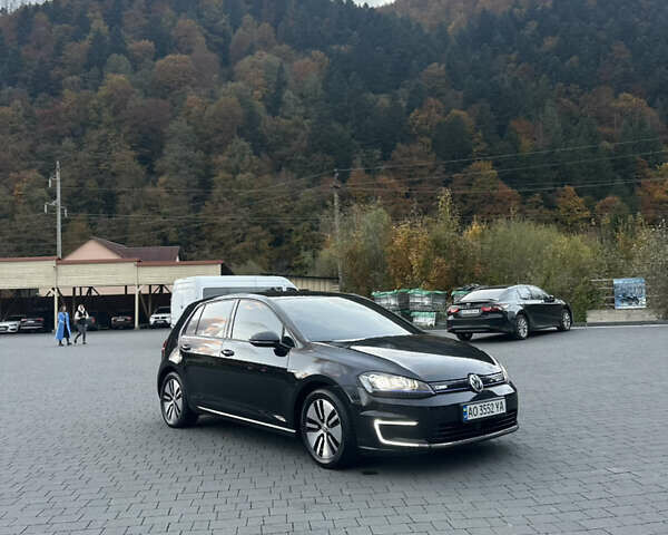 Черный Фольксваген e-Golf, объемом двигателя 0 л и пробегом 133 тыс. км за 9799 $, фото 1 на Automoto.ua