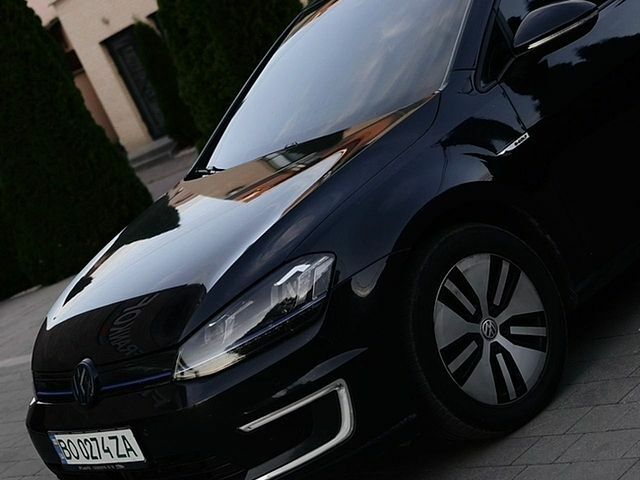 Чорний Фольксваген e-Golf, об'ємом двигуна 0 л та пробігом 199 тис. км за 7700 $, фото 1 на Automoto.ua