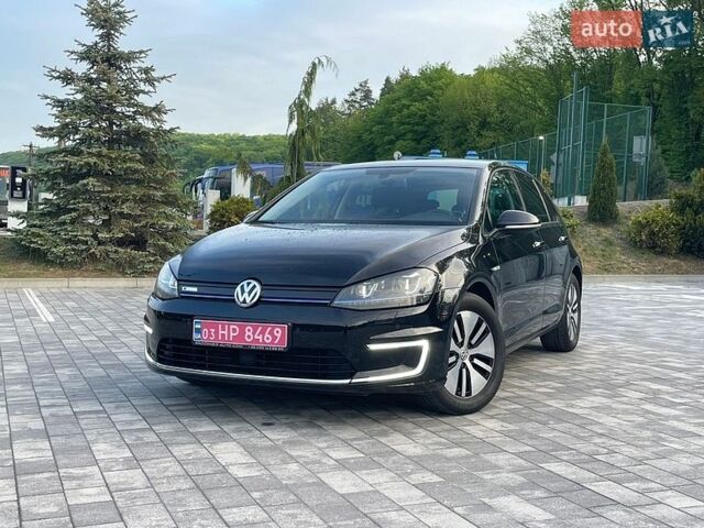 Черный Фольксваген e-Golf, объемом двигателя 0 л и пробегом 122 тыс. км за 9090 $, фото 1 на Automoto.ua