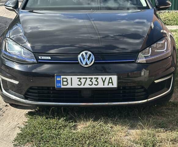 Черный Фольксваген e-Golf, объемом двигателя 0 л и пробегом 85 тыс. км за 11200 $, фото 1 на Automoto.ua
