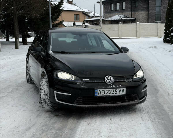 Чорний Фольксваген e-Golf, об'ємом двигуна 0 л та пробігом 140 тис. км за 8500 $, фото 1 на Automoto.ua