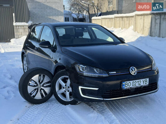 Черный Фольксваген e-Golf, объемом двигателя 0 л и пробегом 158 тыс. км за 7700 $, фото 1 на Automoto.ua