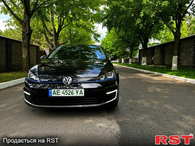 Чорний Фольксваген e-Golf, об'ємом двигуна 0 л та пробігом 0 тис. км за 11600 $, фото 1 на Automoto.ua