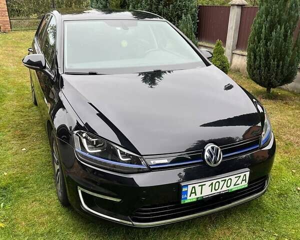 Черный Фольксваген e-Golf, объемом двигателя 0 л и пробегом 133 тыс. км за 10500 $, фото 1 на Automoto.ua