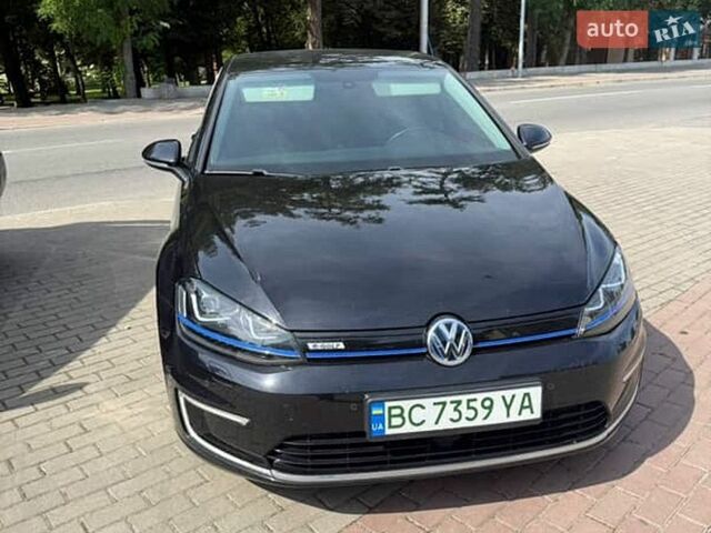 Черный Фольксваген e-Golf, объемом двигателя 0 л и пробегом 161 тыс. км за 9000 $, фото 1 на Automoto.ua